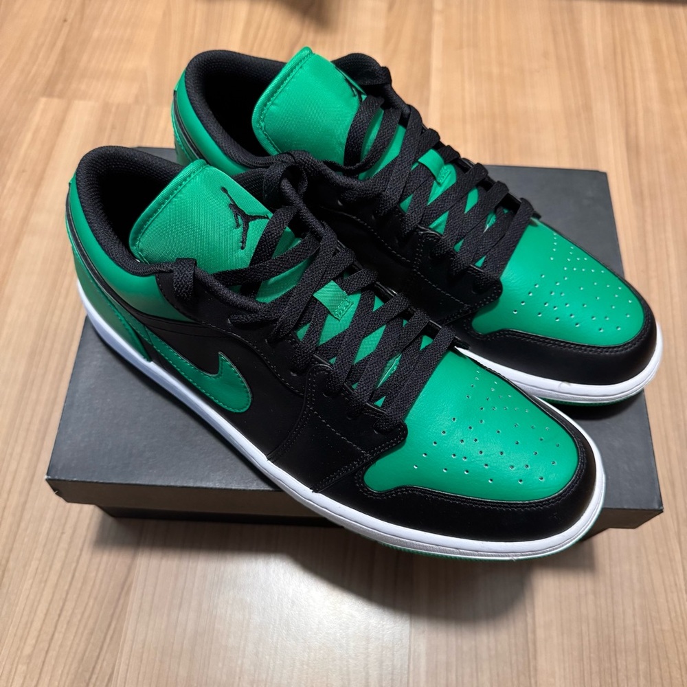 NEW Air Jordan 1 Low Lucky Green Sneakers Size 13